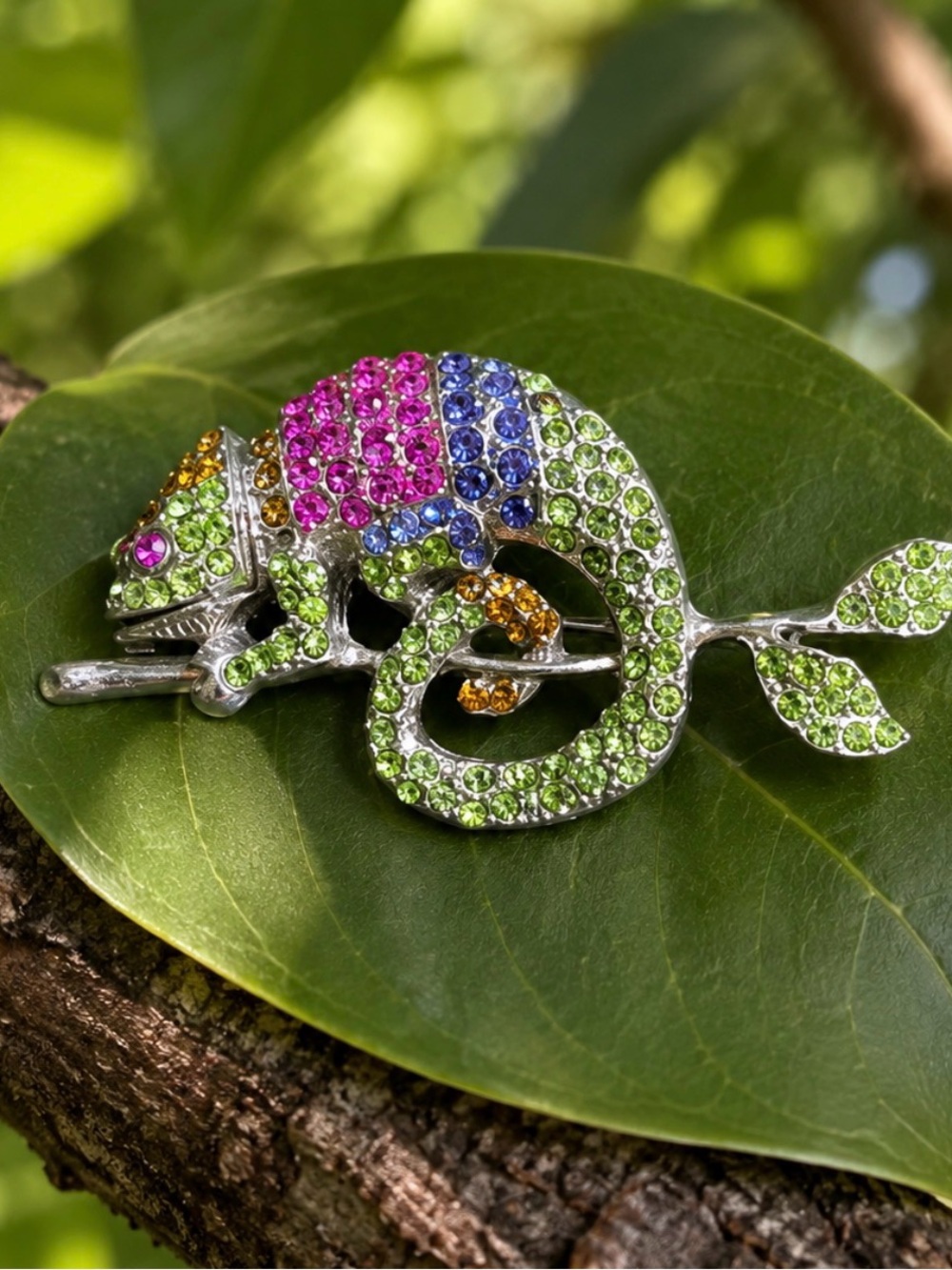 Brooch Colorful Rhinestone Chameleon Silver